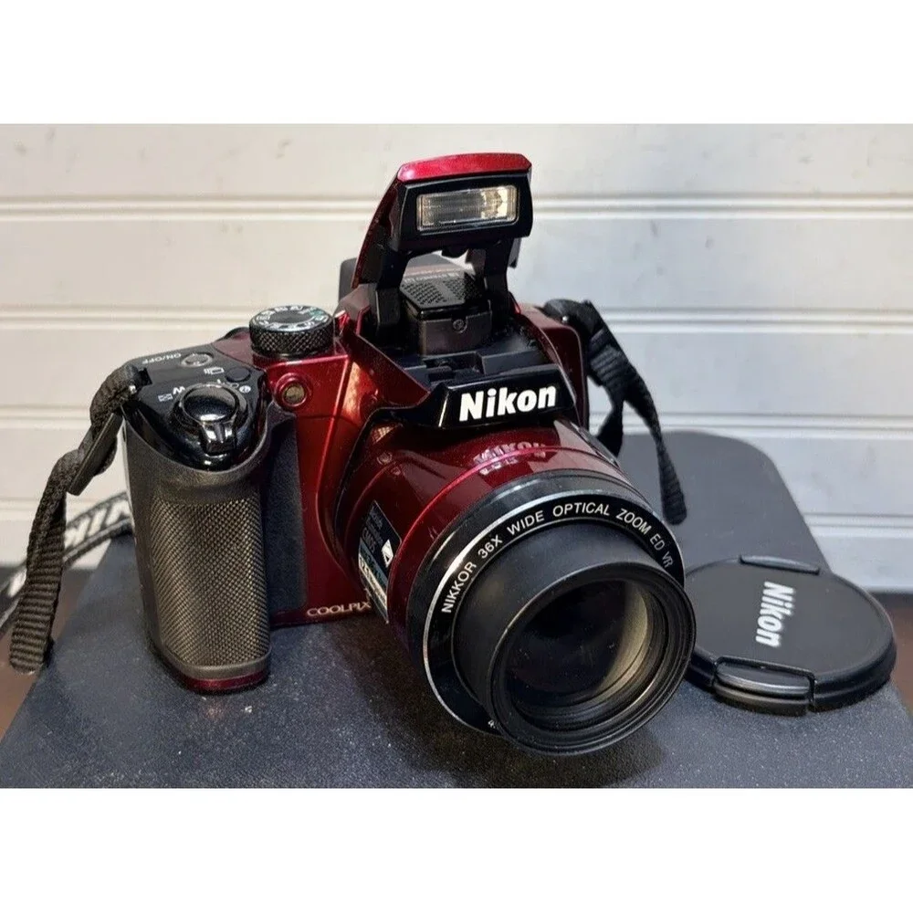 Nikon COOLPIX P500 12.1MP Digital Camera Bundle 2 Batteries Charger 4gb Card